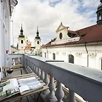 Apartman Royal Road