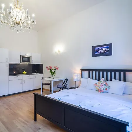 Apartment Royal Road Prague