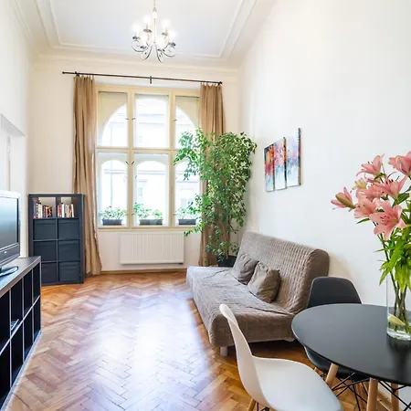 Apartment Royal Road