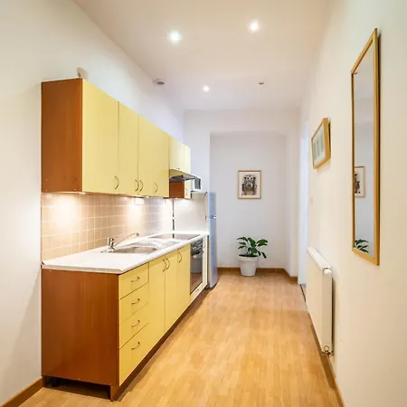 Apartment Royal Road