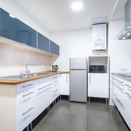 Apartment Royal Road