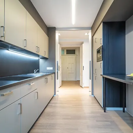 Apartment Royal Road