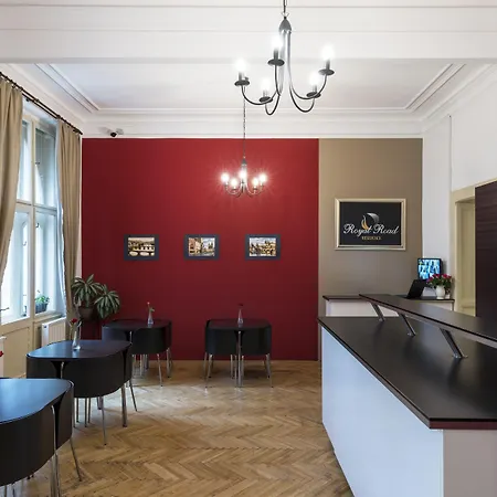 ロイヤル ロード レジデンス * プラハ