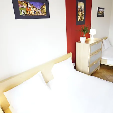 ロイヤル ロード レジデンス プラハ