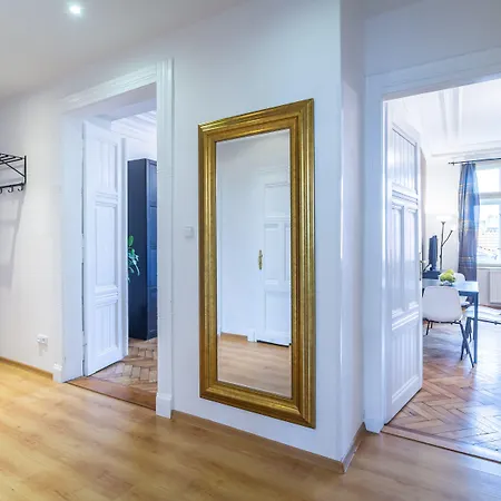 Royal Road Apartamento