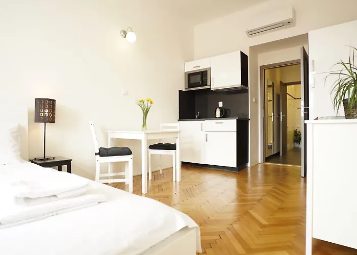 Royal Road Appartement