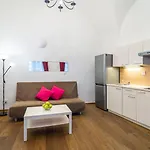 رويال روود ريزيدنس