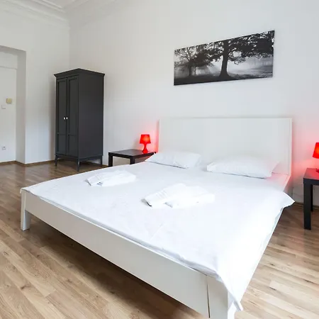 Apartment Royal Road *